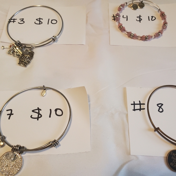 Jewelry - Picture 2 of 8